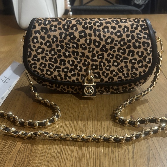 MICHAEL Michael Kors Leopard Print haircalf crossbody - Picture 1 of 10